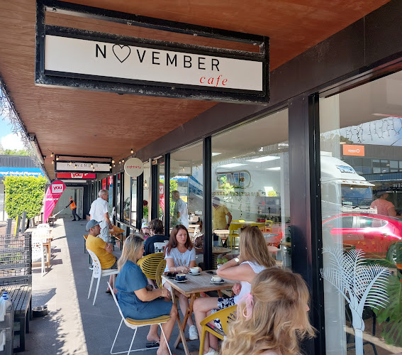 November Cafe Mairangi Bay
