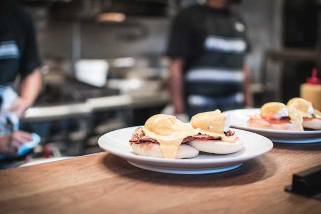 Comments and reviews of Frasers