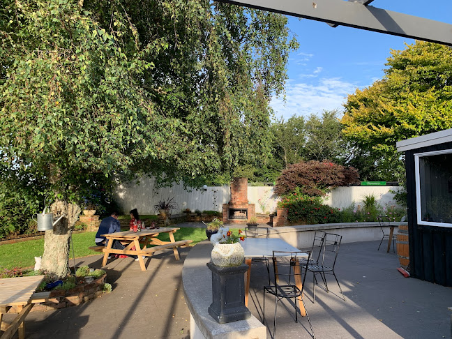 Comentarii opinii despre Upside Down Eatery