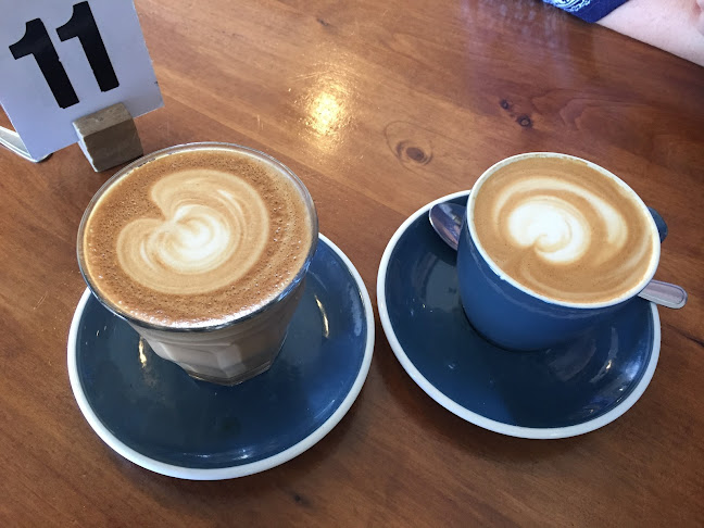 Opinii despre Eddie's Brunch Parlour în Mount Maunganui - Hospitality and gastronomy