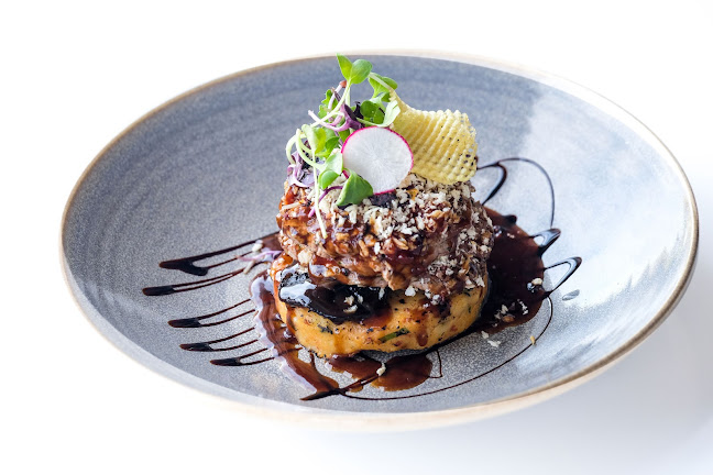 Nellies Wine Bar & Restaurant - Hospitality and gastronomy