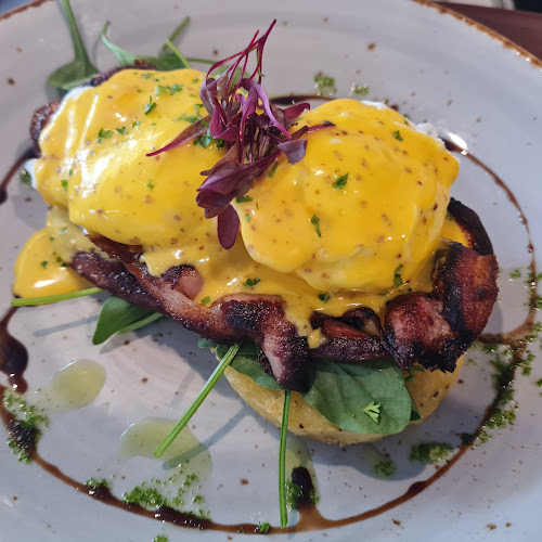 Cafe Brie - Hospitality and gastronomy