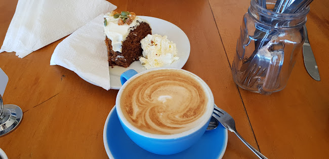 Cafe Mes Amis Open Times