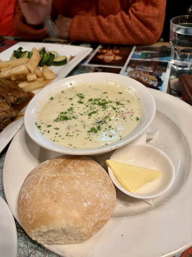 Tony's Original Steak & Seafood Restaurant - Hospitality and gastronomy