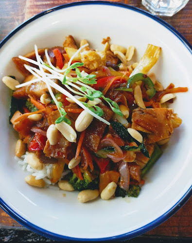 Comentarii opinii despre Devine Cafe and Restaurant