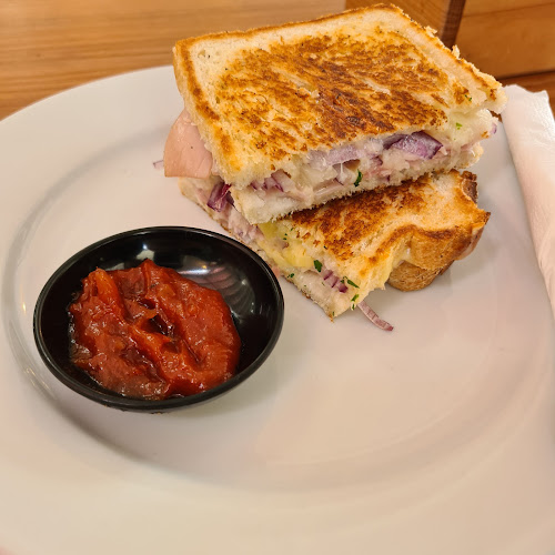 Berries Cafe & Organic Ice Creamery - Warkworth