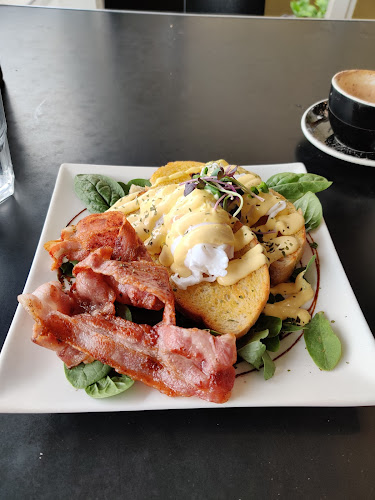 Comentarii opinii despre Agnes Cafe