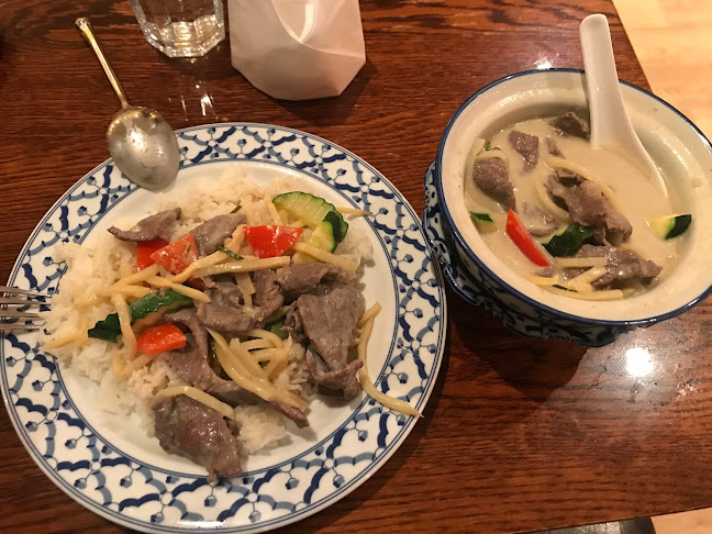 Comentarii opinii despre Khawhom Thai Restaurant