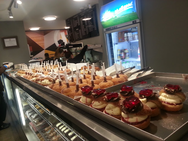 Comentarii opinii despre Glamour Cake