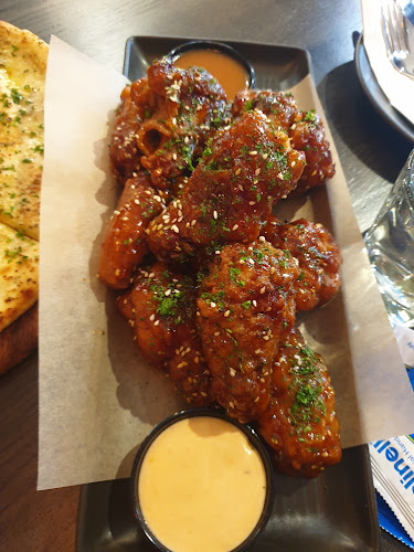 Comentarii opinii despre Slate - Billiards & Gastropub