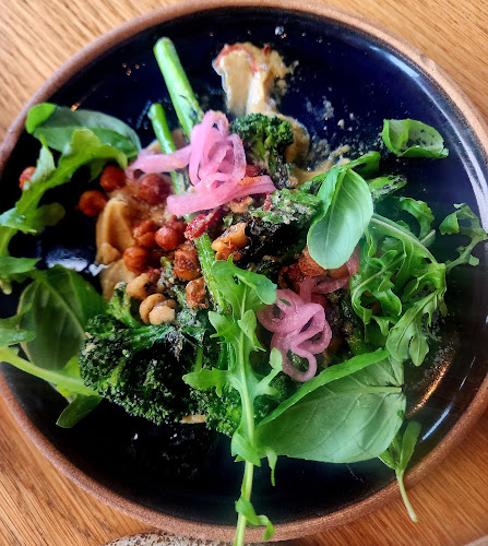 Comentarii opinii despre Rosie Parnell