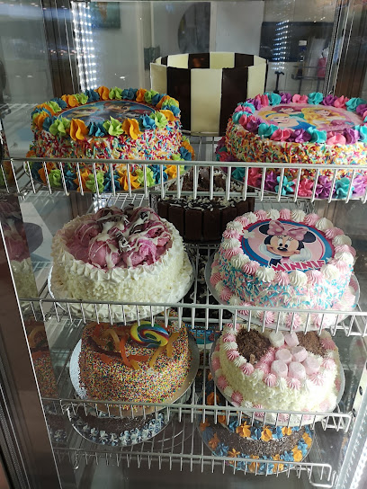 Wendy's Supa Sundaes