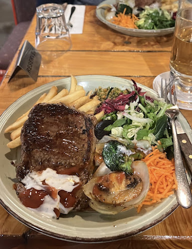 Comments and reviews of Viva Cafe & Bar Turkish owned by Deniz