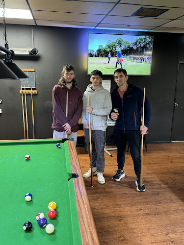 Crates N Cues Bar - Rotorua