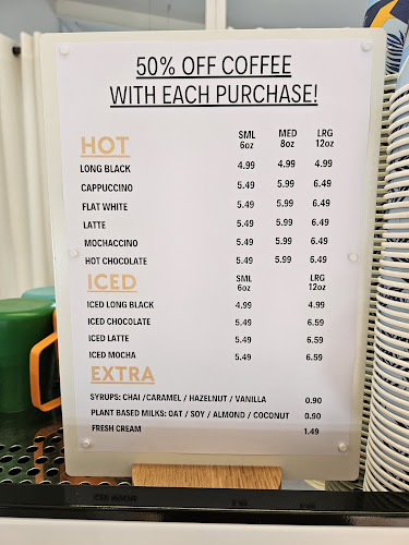 THE THREE WORDS | Cakes & Flowers