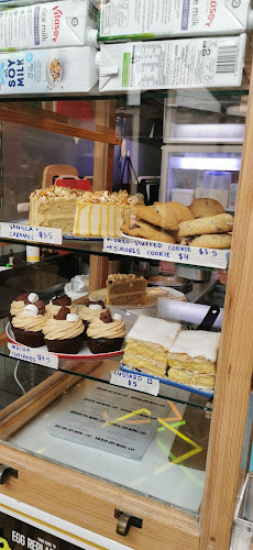 Comentarii opinii despre Let Them Eat Vegan