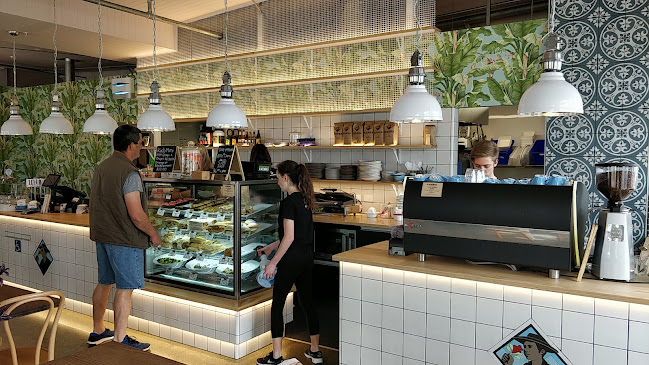 Sierra Coffee Beachlands - Hospitality and gastronomy