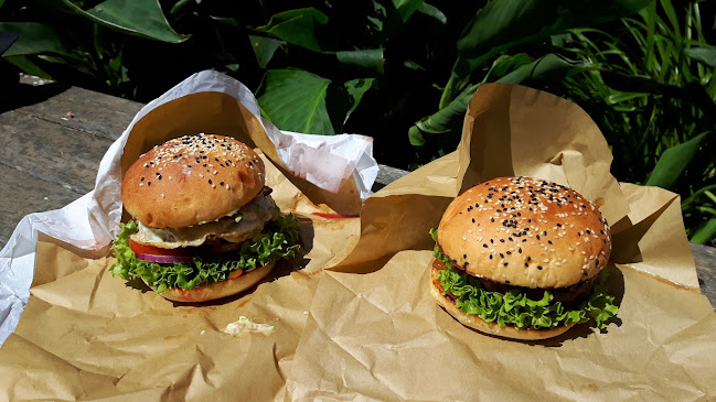 TOO FAT BUNS - Waiheke Island