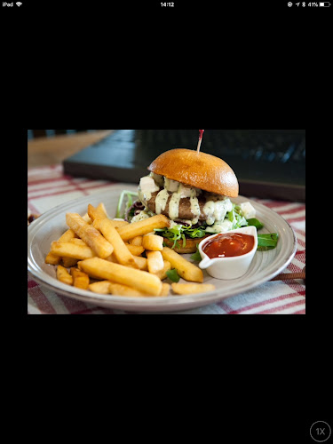 Homestead Cafe - Hospitality and gastronomy