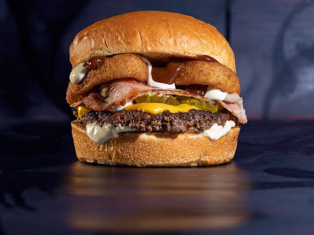 RE Burger Rolleston - Hospitality and gastronomy