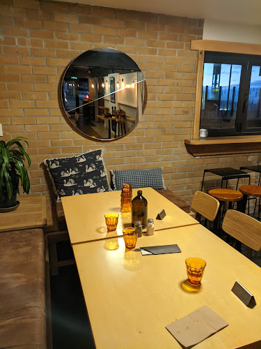 Albert's Post Bar and Eatery - Auckland