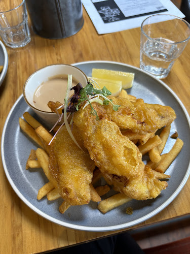 Ministry of Works Bar & Eatery - Hospitality and gastronomy