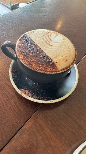 Comments and reviews of six ounces