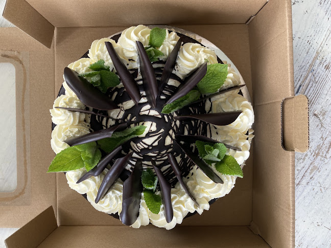 Niche Nibbles NZ (Tracy Bakes Keto) - Hospitality and gastronomy