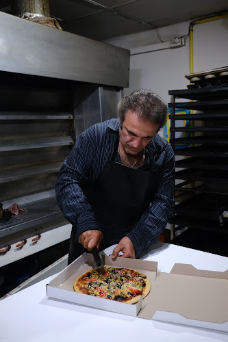 The Great Cyrus Gourmet Pizzas - Hospitality and gastronomy