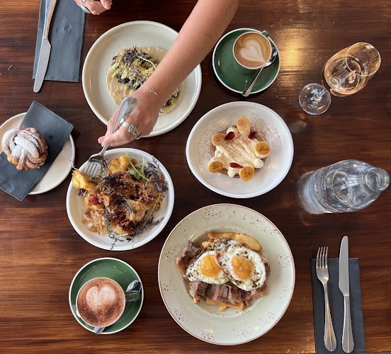 Opinii despre Alchemy Bar & Bistro - Brunch & Dinner Wanaka în Wānaka - Hospitality and gastronomy