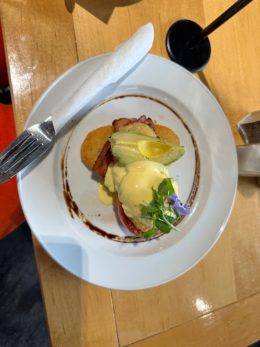 Mokaba Cafe - Hospitality and gastronomy