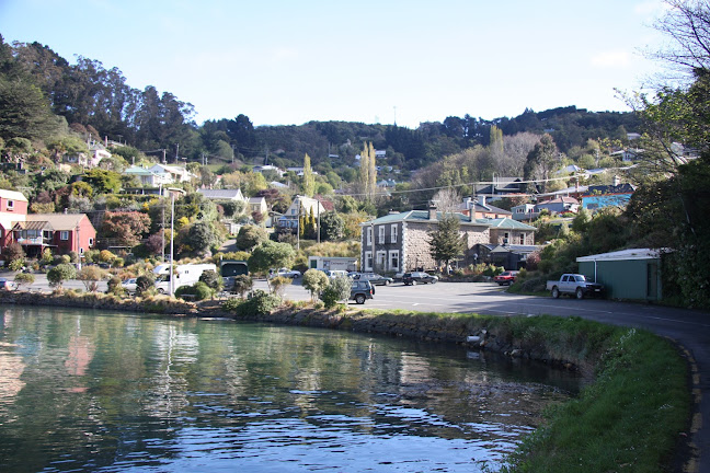 17 Macandrew Rd, Careys Bay, Dunedin 9001, New Zealand