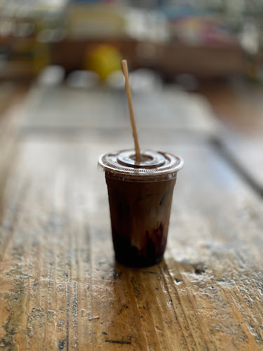 Comentarii opinii despre Black & Gold Coffee Eatery