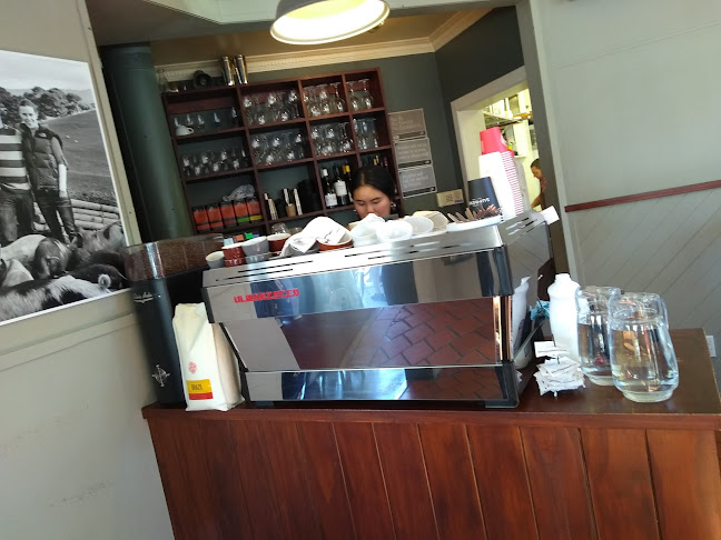 Comentarii opinii despre The Larder