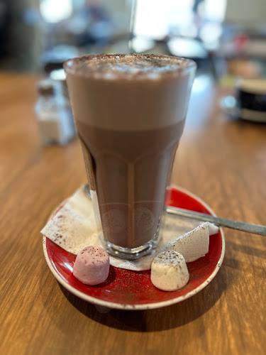 Comments and reviews of Black Swan Cafe/Waihola Motel