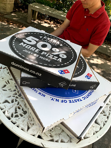 Domino's Pizza Manukau - Hospitality and gastronomy