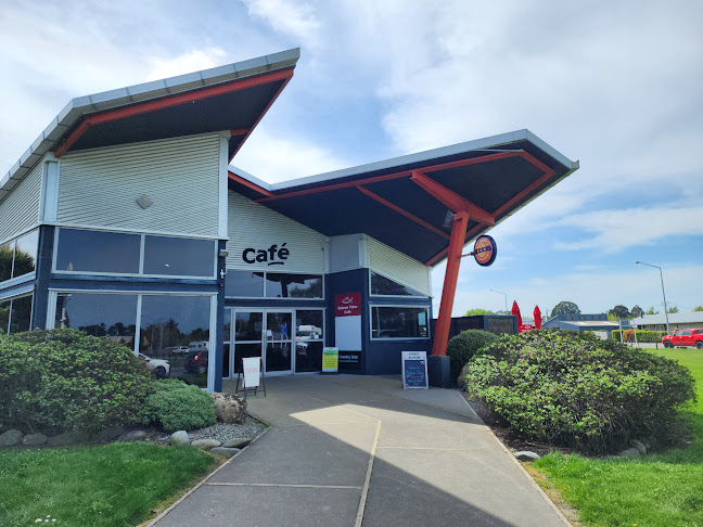 Salmon Tales Cafe - Hospitality and gastronomy