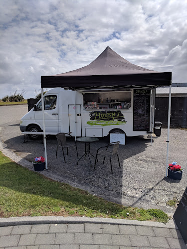 Reviews of Hinesy's in Hokitika - Hospitality and gastronomy
