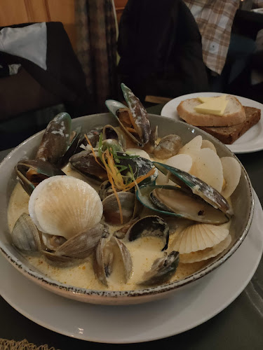 Comentarii opinii despre Careys Bay Historic Hotel