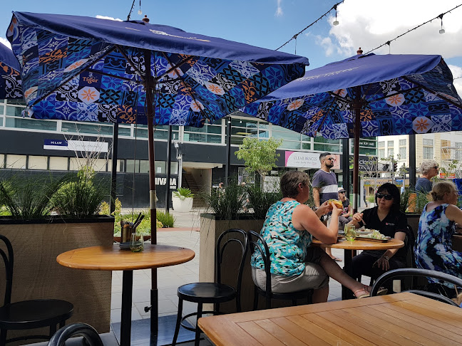 Comments and reviews of Banh Mi Caphe