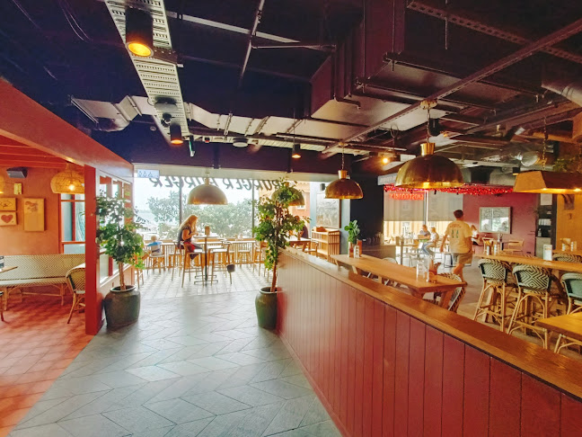 Burger Burger Commercial Bay - Auckland