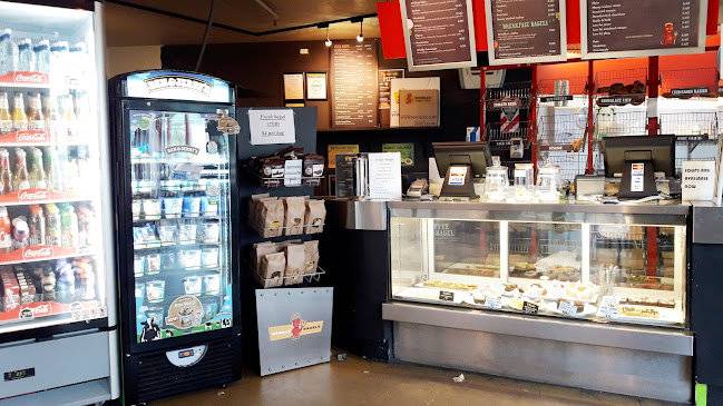 Comentarii opinii despre Wholly Bagels & Pizza Thorndon