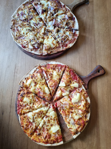 Smoke 'n' Wood Open Times