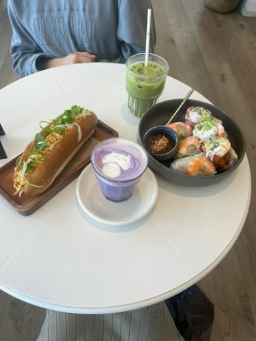 Ngon Ngon Banh Mi Cafe