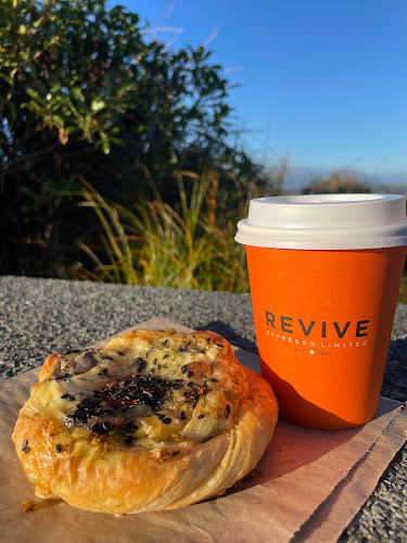 Opinii despre The Flying Bean Coffee Shop în Lower Hutt - Hospitality and gastronomy