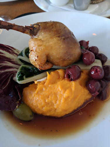 Comentarii opinii despre The Engine Room