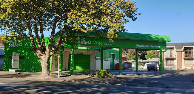 The Bottle O Victoria Avenue