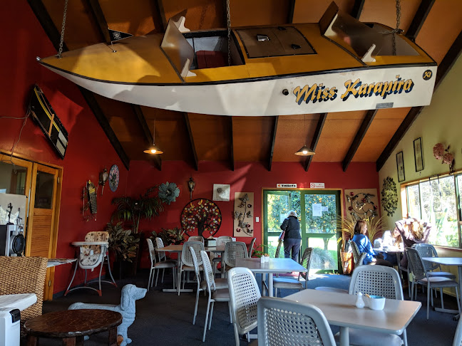 Comentarii opinii despre Karapiro Cafe & bakery
