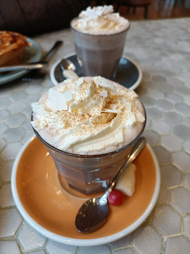 Opinii despre Coffee Culture The Crossing în Christchurch - Hospitality and gastronomy