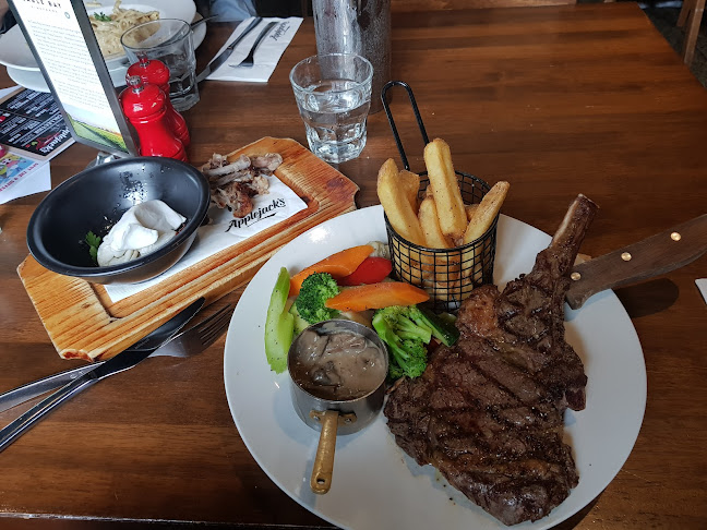 Applejack's Bar & Eatery Phone number